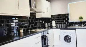 Sunny South Shields House - Image 3