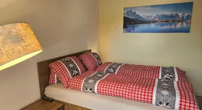 Lake Lodge - Image 4
