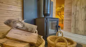 Little North Field Family Safari Tent Glamping near Harrogate - Image 4
