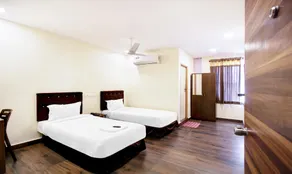 SEVEN A LUXUARY HOTEL ECIL - Image 2