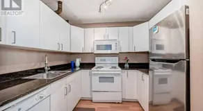 2-Storey Condo in The Fortress with Pool, Gym, WiFi, Parking - Image 5
