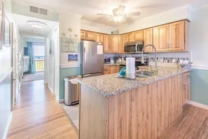 Blue Surf Townhomes 23 by Newman-Dailey - Image 4