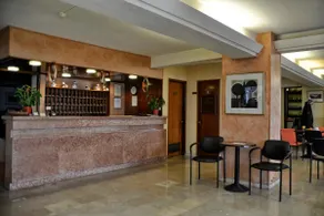Atlantis Hotel Corfu - Image 4