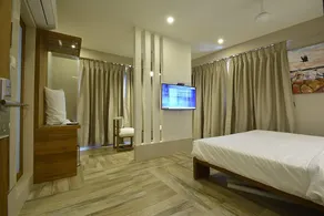 Urbane The Hotel - Image 2