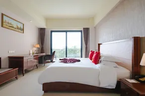 La Costa Hotel - Image 2