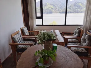Pujiang Qingmuxiang Homestay - Image 3