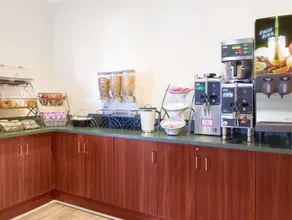 Microtel Inn & Suites by Wyndham Kannapolis/Concord - Image 2