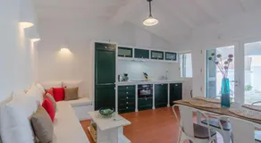 La maison dans la calanque 1 mn à pied de la plage d'ALCAUFAR - Image 2
