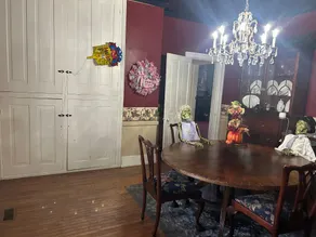 Main Oak Manor - Image 5