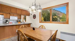 1490OAK Grandview Condo - Image 5