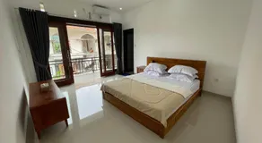 Qiana House - Image 2