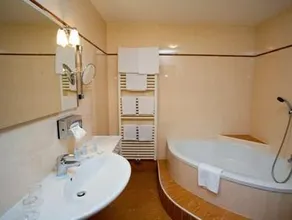Hotel Allmer - Image 2