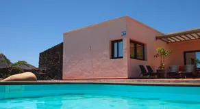 VILLA FUERTEVENTURA Fantástica Villa vistas al mar piscina climatizada - Image 3