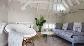 Plaza de la Trinidad Deluxe Penthouse - Image 5