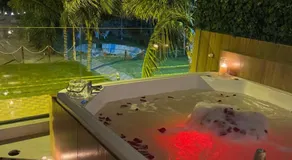 GLAMSUITE FRENTE AL MAR con HIDRO - Image 3