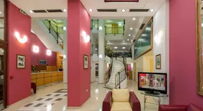 Angelika Pallas Hotel - Image 3
