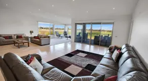 Riverside Haven - Image 2