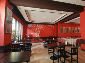 Hotel Supreme - Image 5
