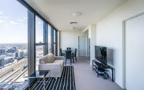 WOW Apartment on Collins - Image 5