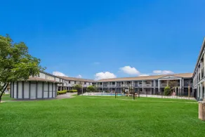  Monsoon Inn - Image 3