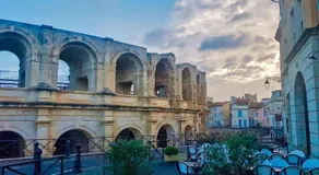 Vue la plus haute sur l'Amphithéâtre-arènes - Image 5