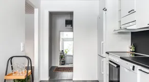 Cozy 1BR Apartment next to the Beach with Free Parking - Image 3