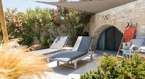 Island Magic - Seaview Villa with Jacuzzi Pool - Image 3