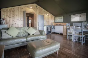 Worms Head Glamping Tent - Llangennith - Image 2
