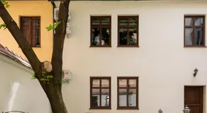 P&J Luxury Apartments - Image 5