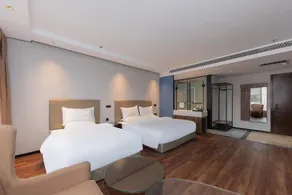 Suisse Place Hotel Beijing Capital Airport New International Exhibition - Image 2