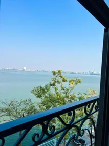 Ven Hồ Hotel - Image 3