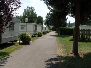 Carefully furnished mobilehome on the border with Luxembourg - Image 3