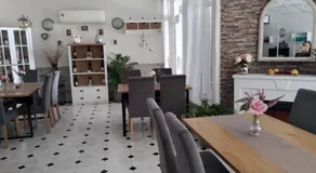 Victoria Family Hotel - Image 2
