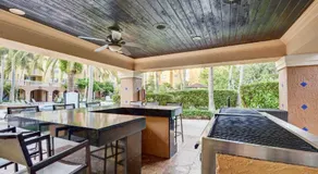 Renovated 2/2 Unit at Yacht Club/Aventura - Image 5