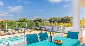 Amazing Villa Chrysanthi with private pool - Image 5