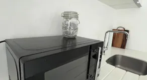Heart of City, Centre Point Luxury Apartment - Image 5