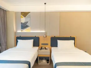 Home Inn Kunming Baita Road - Image 5