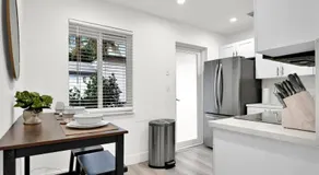 Koze 2 Bedroom Duplex Home with King & Queen Beds, Near Everything Trendy - Image 3