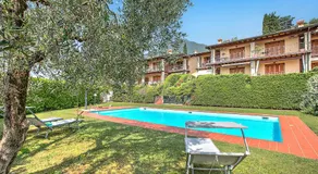 Grotten Loft with lake view & pool - Happy Rentals - Image 5