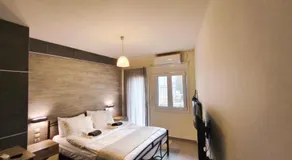 Xryspa suites Perama - Image 2