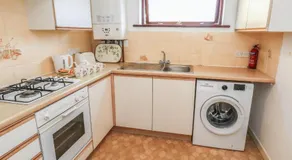 Flat 9 - Image 5