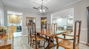 Hudson Manor home - Image 4