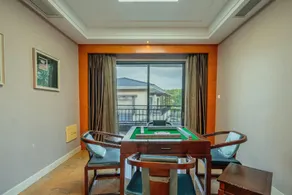 Yeyuan Hotspring Holiday Hotel - Image 5
