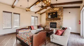 PV 99 Private Hot Tub, Ping Pong Table, Xbox X series and Resort Amenities - Image 5