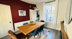 Stylish 3BR house near Liverpool Football Club - Image 4