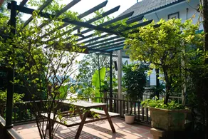 Lakeside Garden Homestay - Image 5