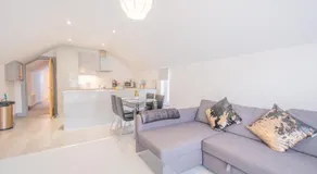 Portrush Marine Apartments flat 3 - Image 2