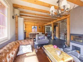 Chalet in posizione soleggiata con splendida vista sulle montagne - Image 3