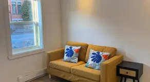 Modern Comfort in DT Montreal - Image 3