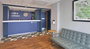 Travelodge Caterham Whyteleafe - Image 4